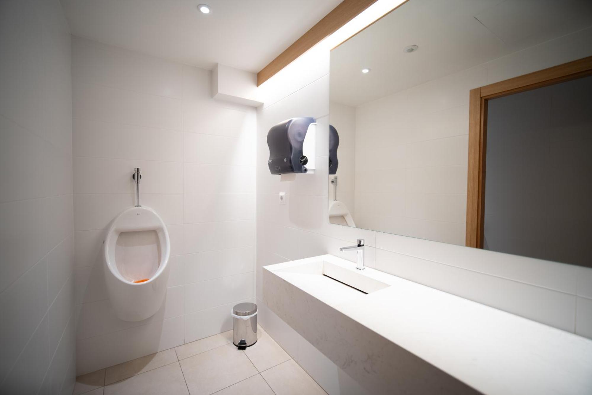 Hotel Bruna เอสเตร์รี ดาเนว ภายนอก รูปภาพ