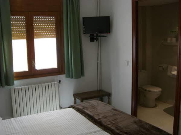 Hotel Bruna เอสเตร์รี ดาเนว ภายนอก รูปภาพ